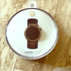 Moto 360 2nd Gen Rose Gold 42 mm